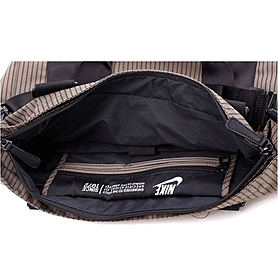 Сумка женская Nike East Track Tote - Фото №3