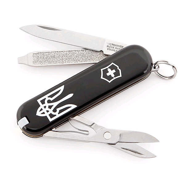 

Нож Victorinox Classic SD Ukraine 06223.3R1 черный