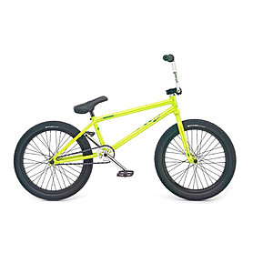 Велосипед BMX WeThePeople Versus 2015 - 20", рама-20,75", лаймовый (01001080-20.75"-2015)