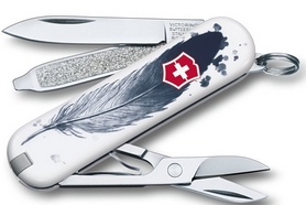 Нож швейцарский Victorinox Classic Light as a Feather