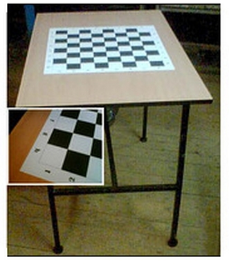 Стол шахматный складной
