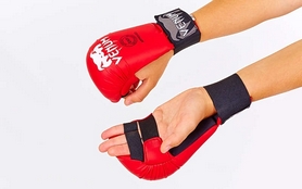 Перчатки для карате Venum Mitts MA-5855-R красные - Фото №2