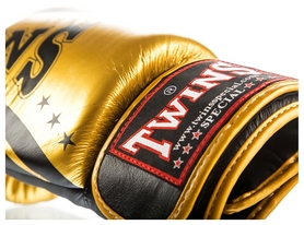 Перчатки боксерские Twins Special Fancy Classic Boxing Gloves, золотистые (FP-FBGVTW4) - Фото №5