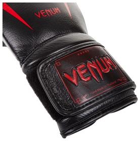 Перчатки боксерские Venum Giant 3.0 Boxing Gloves, черно-красные (FP-2055-RD) - Фото №3