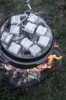 Казан-жаровня чугунная Petromax Dutch Oven на ножках, 5,5 л (ft6) - Фото №4