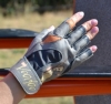 Рукавички для фітнесу MadMax MFG-921 Voodoo Light grey/orange (MFG-921-ORG) - Фото №5