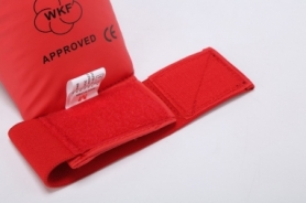 Перчатки для карате с защитой большого пальца SMAI WKF красные (SM P101) - Фото №4