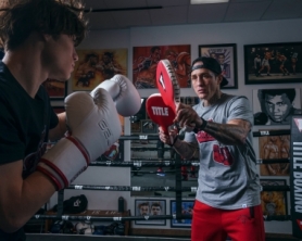 Ракетки боксерські Title Boxing Punch Training Paddles Red (PTAPV2 RD) - Фото №7