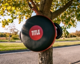 Маківара кругла Title Boxing Wrap-Around Stationary Punch Shield Black/Red (WASPS) - Фото №7