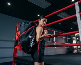 Сумка спортивна Title Boxing Champion Sport Bag/Backpack Black/Red, 50 л (TBAG46 BK/RD) - Фото №10